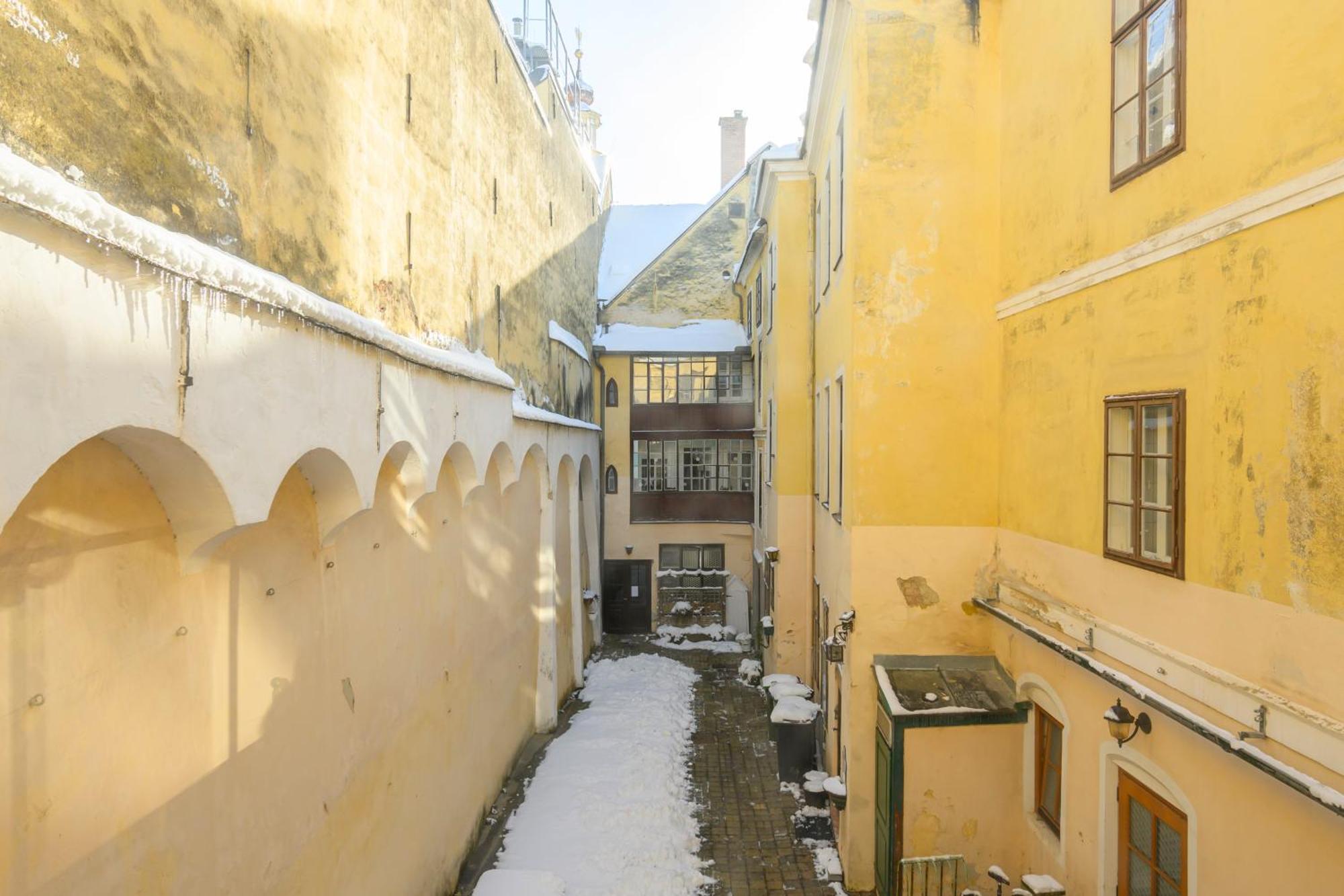 City Center Moedling Мёдлинг Экстерьер фото